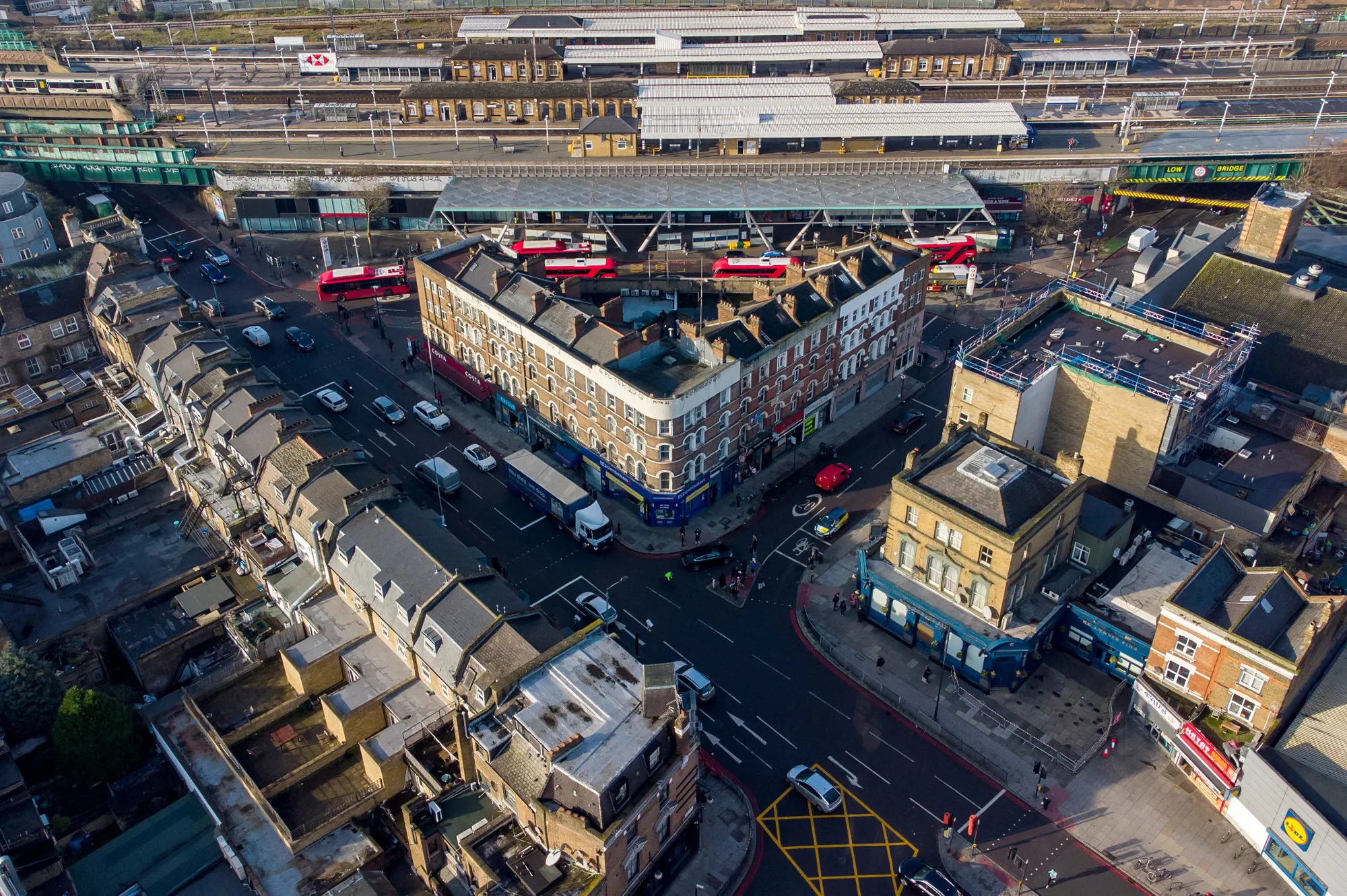 After builders cleaning in Islington, London